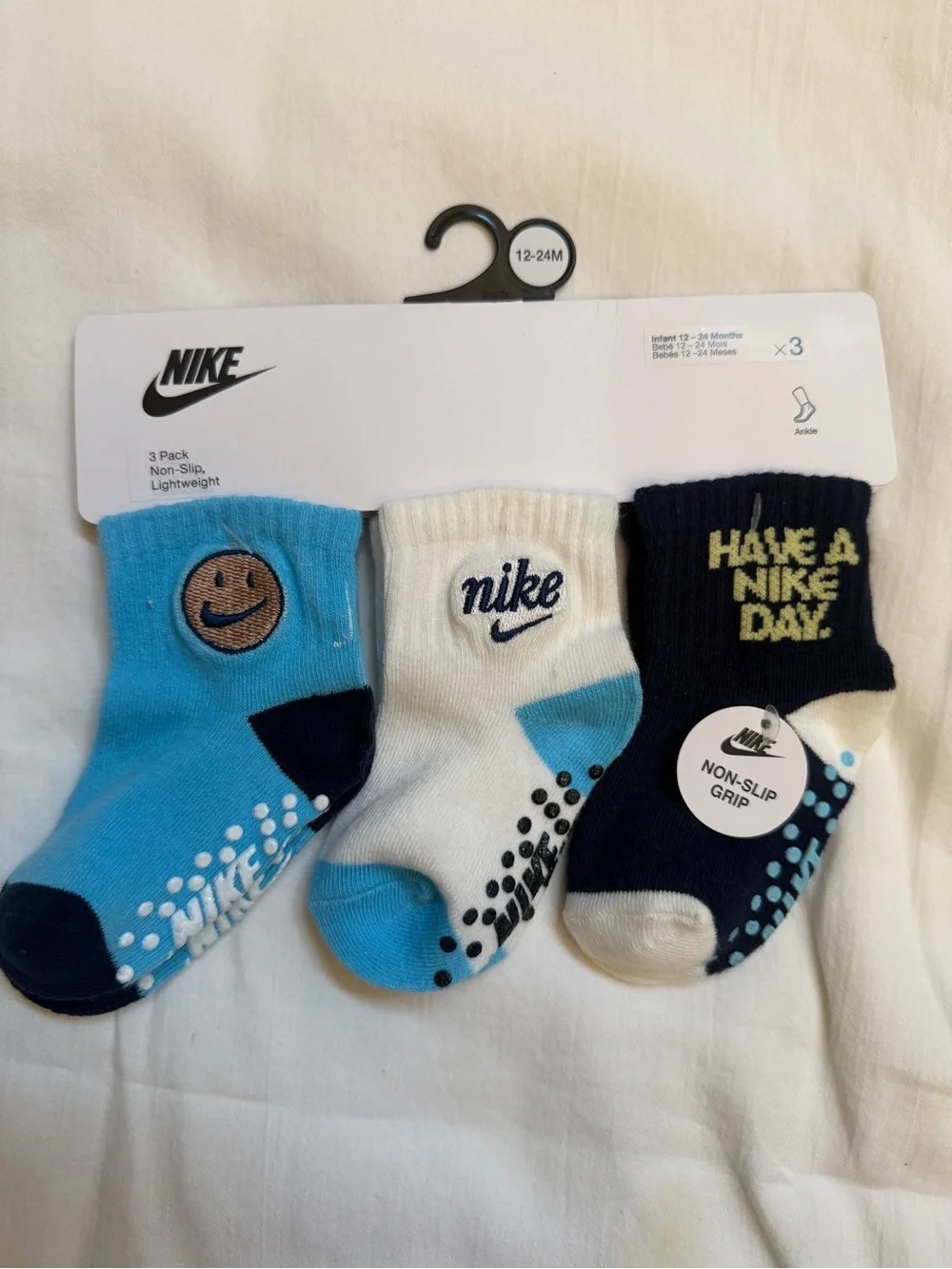 Nike Kids No-Show Socks Pack in Blue, White, Navy
